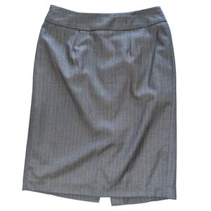 Calvin Klein Women's Size 2 Grey Pin Stripe Midi Pencil‎ Skirt Office Work Wear